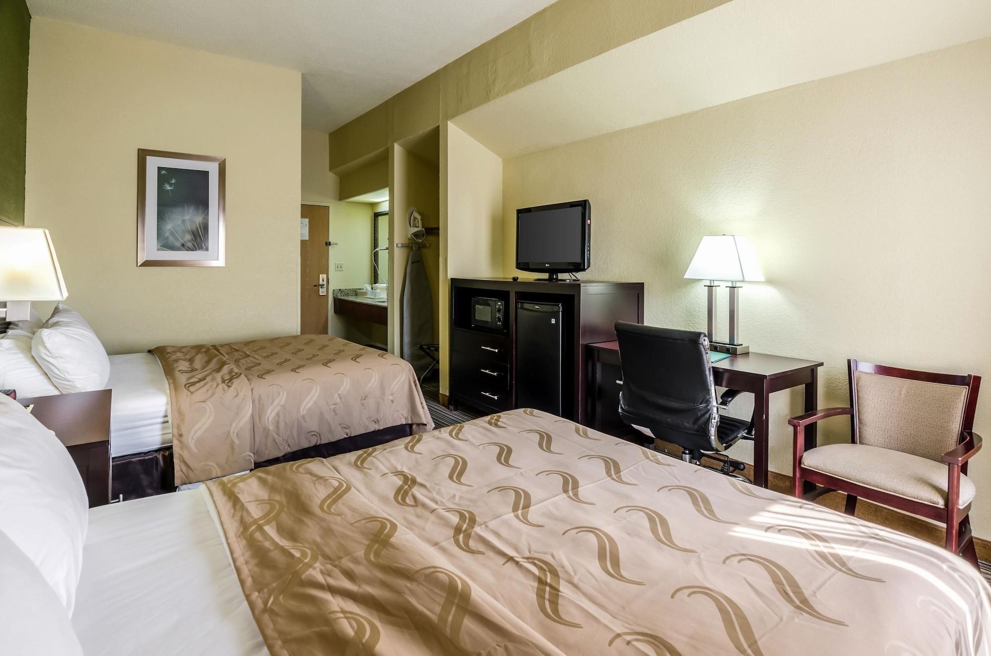 Spark By Hilton Wytheville East Main Street Bagian luar foto