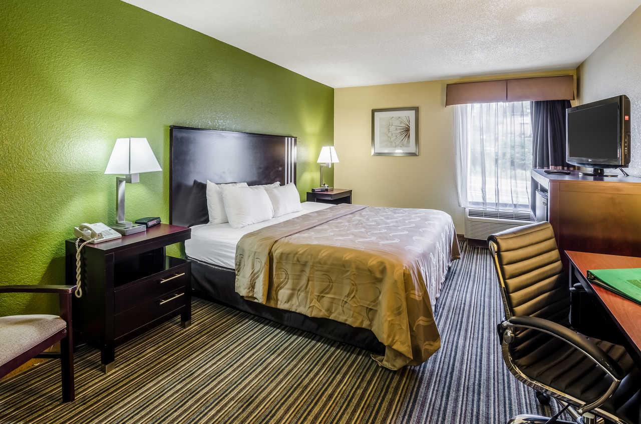 Spark By Hilton Wytheville East Main Street Bagian luar foto