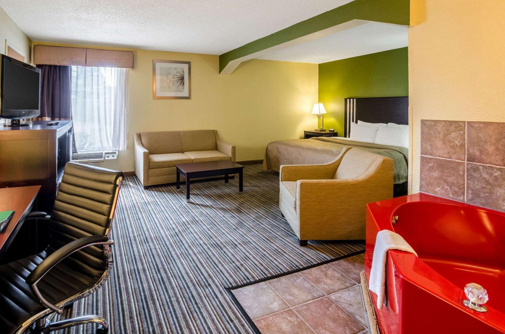 Spark By Hilton Wytheville East Main Street Bagian luar foto