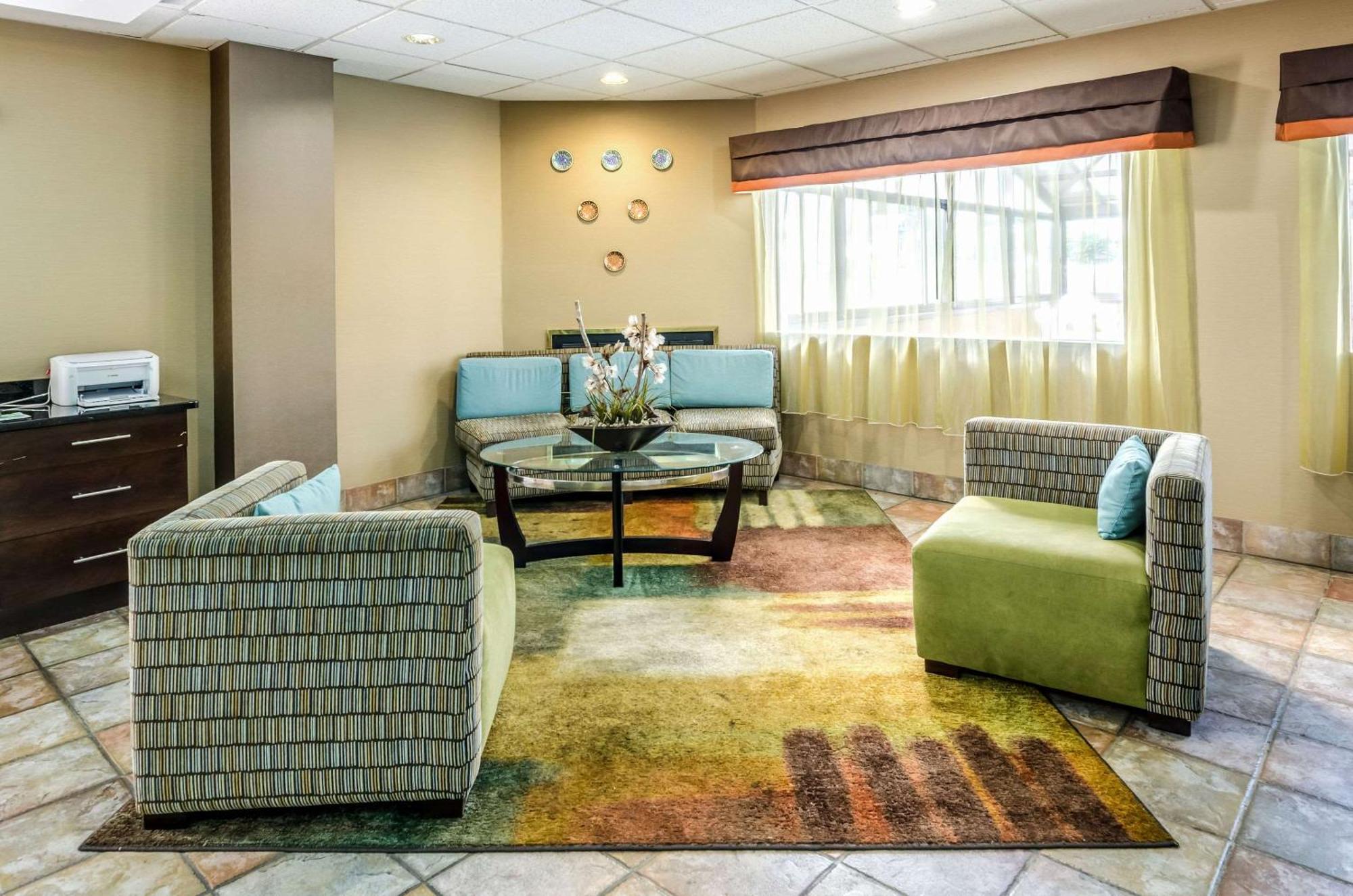 Spark By Hilton Wytheville East Main Street Bagian luar foto