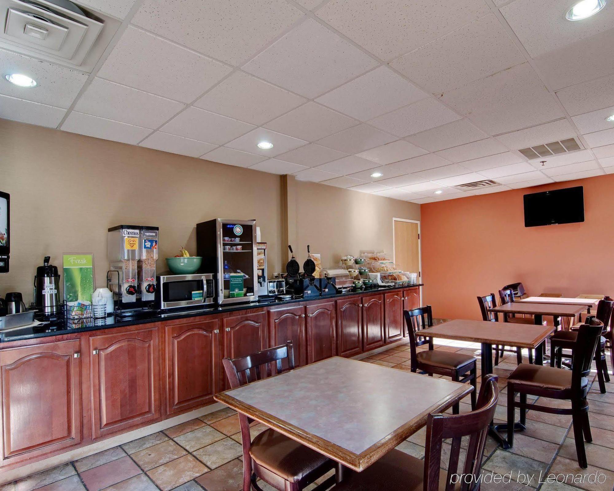 Spark By Hilton Wytheville East Main Street Bagian luar foto