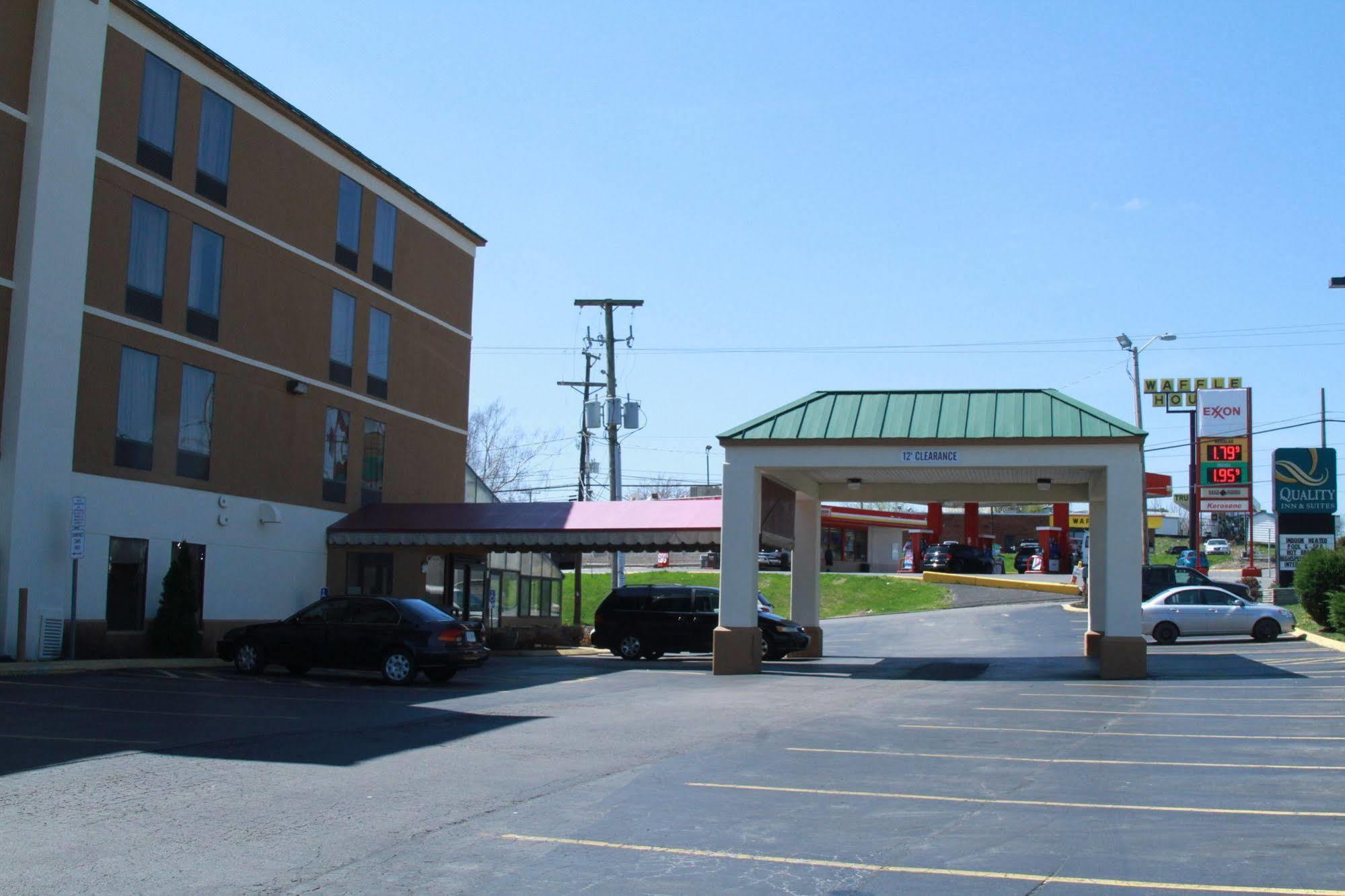 Spark By Hilton Wytheville East Main Street Bagian luar foto